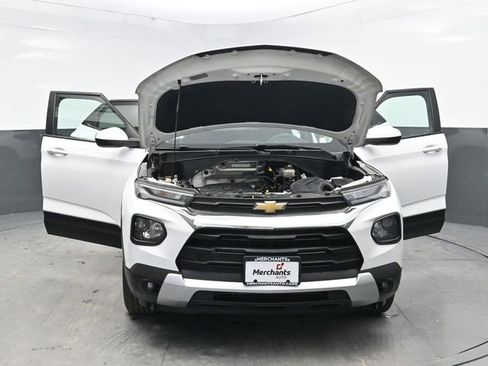 Used 2021 Chevrolet TrailBlazer LT w/ Convenience Package AWD/4WD image 40