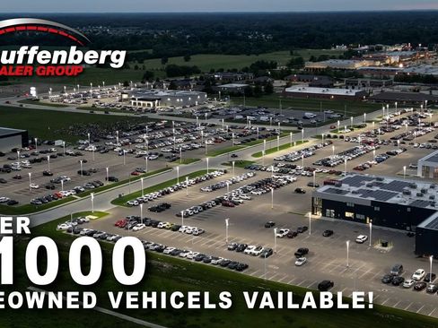 Used 2022 Jeep Wagoneer Series III w/ Premium Group I AWD/4WD image 16
