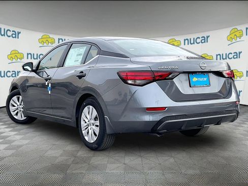Used 2025 Nissan Sentra S image 4
