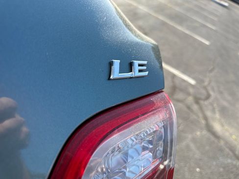 Used 2009 Toyota Camry LE FWD image 26
