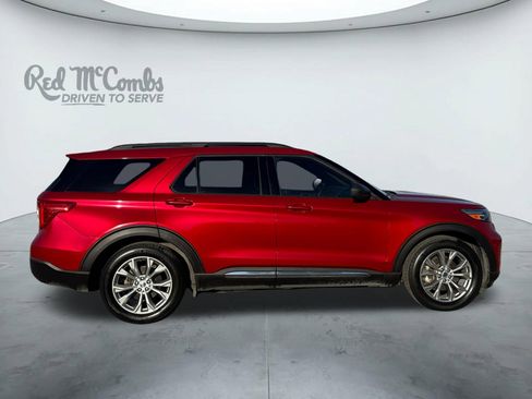 Used 2020 Ford Explorer XLT w/ Equipment Group 202A image 6