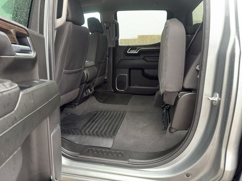 Used 2025 Chevrolet Silverado 1500 LT image 45