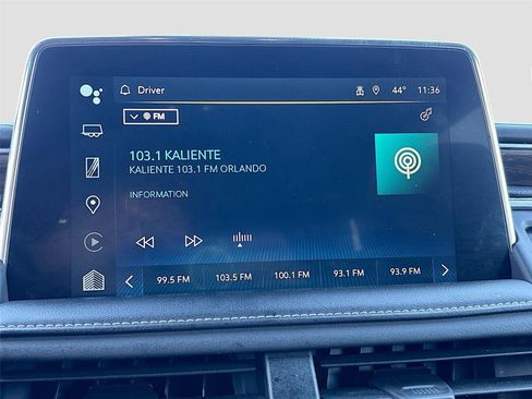 Used 2023 Chevrolet Suburban Premier image 14