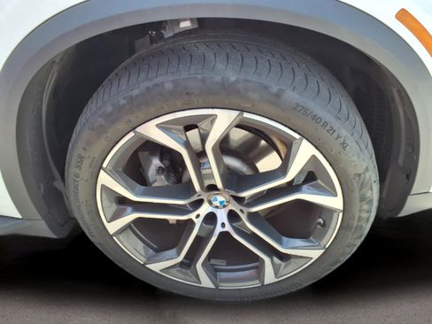 Used 2023 BMW X5 xDrive40i w/ Parking Assistance Package AWD/4WD image 4