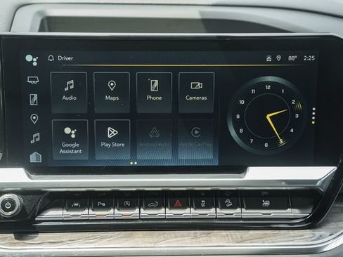 Used 2023 Chevrolet Silverado 1500 LTZ w/ LTZ Convenience Package II AWD/4WD image 29