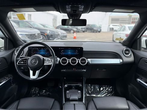 Used 2023 Mercedes-Benz GLB 250 4MATIC image 20