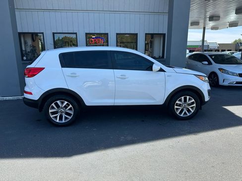 Used 2015 Kia Sportage LX AWD/4WD image 24