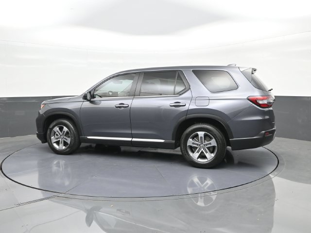 Certified 2025 Honda Pilot EX-L image 5