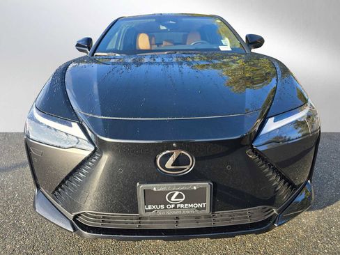 Used 2023 Lexus RZ 450e Premium image 8