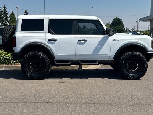 Used 2024 Ford Bronco Badlands AWD/4WD image 3