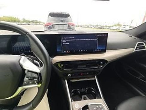 Used 2025 BMW 430i Coupe image 4