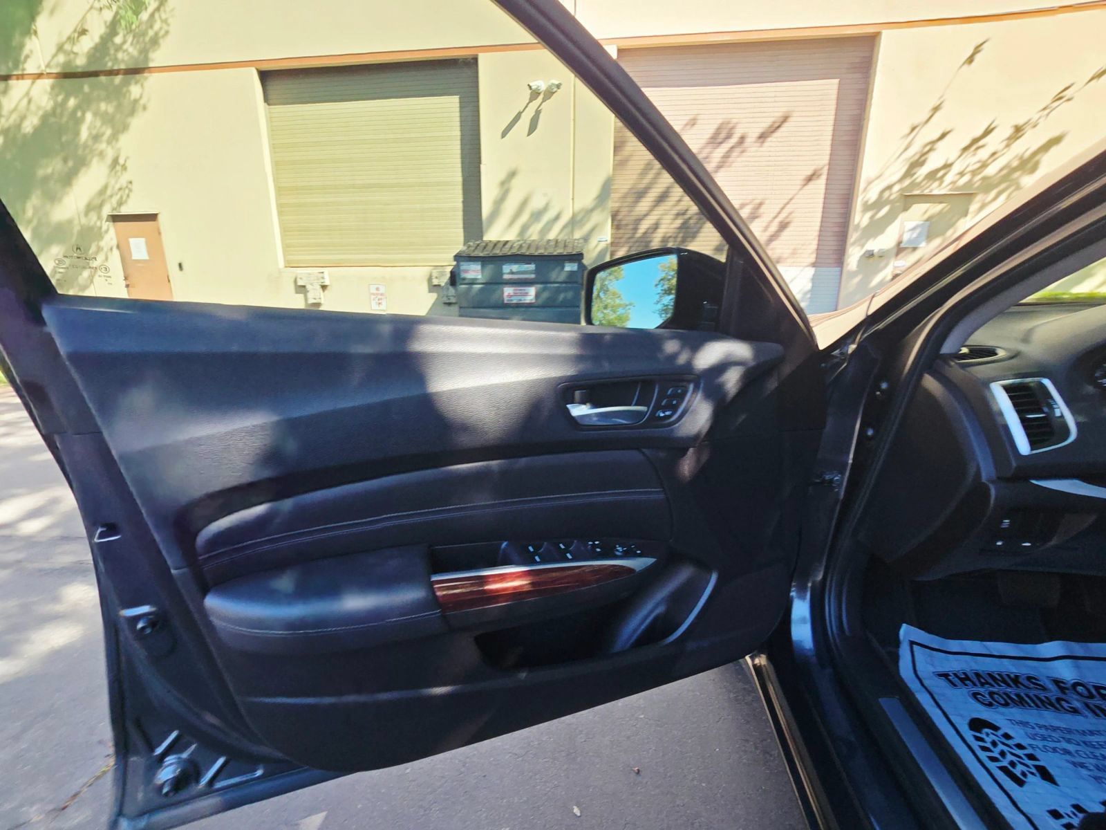 Used 2016 Acura TLX FWD image 11