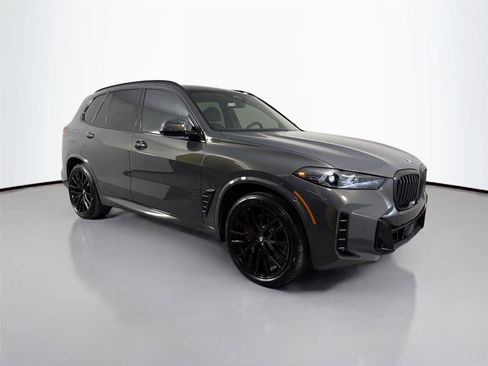 New 2026 BMW X5 xDrive40i w/ M Sport Package AWD/4WD image 3