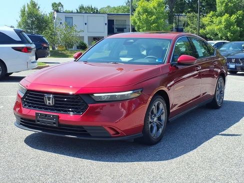 Used 2023 Honda Accord EX image 5