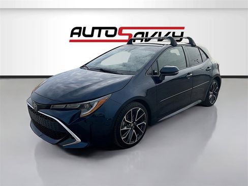 Used 2021 Toyota Corolla XSE image 3