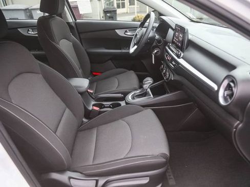 Certified 2023 Kia Forte LXS image 17