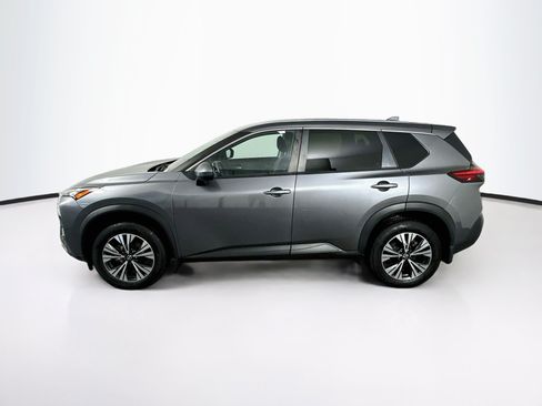 Used 2023 Nissan Rogue SV FWD image 4