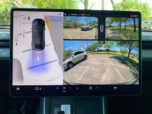 Used 2026 Tesla Model Y Long Range image 26