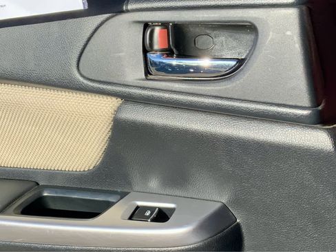 Used 2016 Subaru Crosstrek 2.0i Premium w/ Moonroof Package image 44