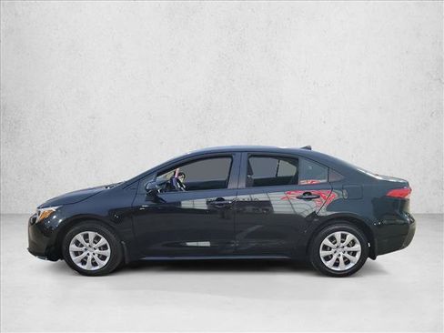 Used 2023 Toyota Corolla LE image 8