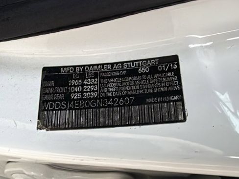 Used 2016 Mercedes-Benz CLA 250 image 32