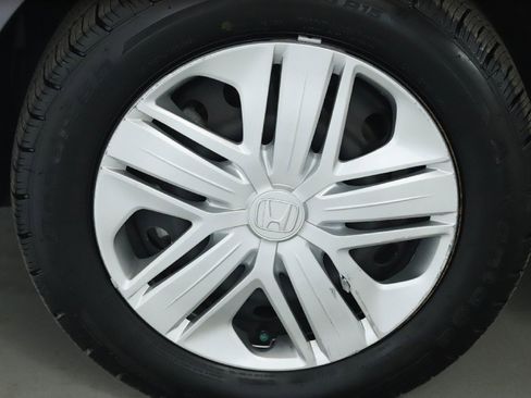 Used 2020 Honda Fit LX image 36