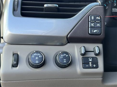 Used 2017 Chevrolet Tahoe Premier image 25