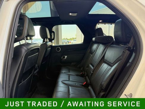 Used 2018 Land Rover Discovery SE AWD/4WD image 20