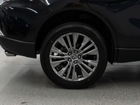 Used 2021 Toyota Venza Limited w/ Advanced Technology Package AWD/4WD image 41