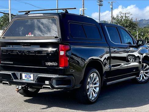 Used 2020 Chevrolet Silverado 1500 High Country w/ Technology Package AWD/4WD image 22