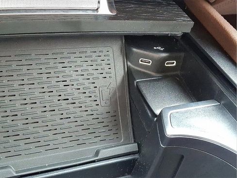 Used 2024 Mercedes-Benz GLE 350 4MATIC image 29