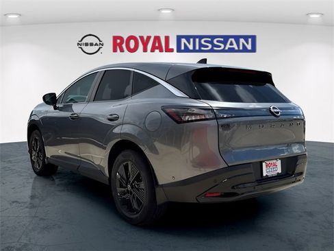 New 2025 Nissan Murano SV image 4