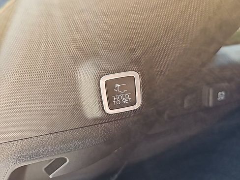 Certified 2024 Jeep Grand Cherokee Overland w/ Adv Protech Group III image 17