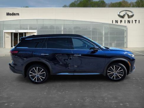 Used 2023 INFINITI QX60 Autograph w/ Cargo Package image 3
