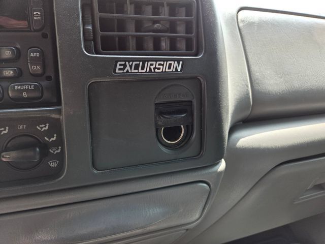 Used 2001 Ford Excursion XLT RWD image 33