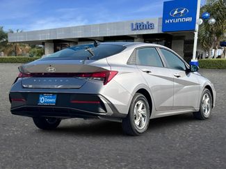 New 2026 Hyundai Elantra SE video 2