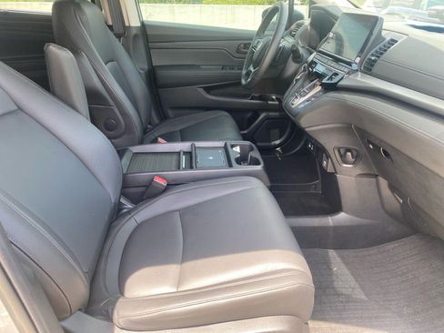 Used 2026 Honda Odyssey EX-L image 32