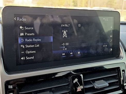 Used 2023 Lexus GX 460 Luxury w/ Accessory Package image 19