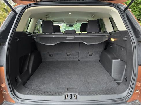 Used 2017 Ford Escape SE AWD/4WD image 14