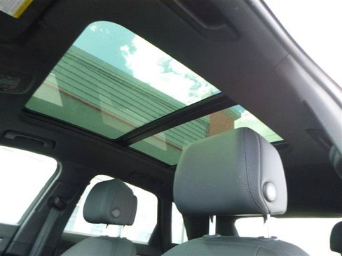 Used 2024 Audi Q3 2.0T Premium AWD/4WD image 16