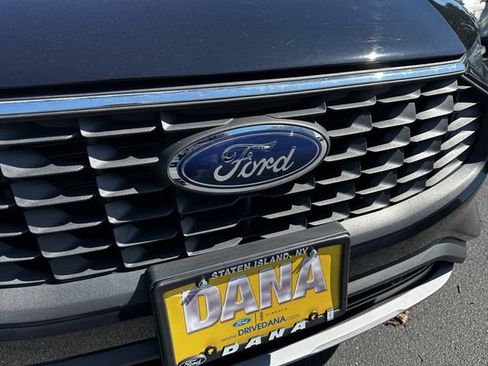 Certified 2023 Ford Escape Active AWD/4WD image 10