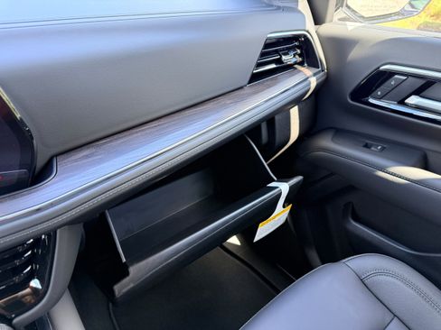 New 2026 Chevrolet Tahoe LT w/ Comfort Package image 19