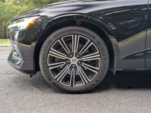 Used 2019 Volvo S60 T5 Inscription FWD image 6