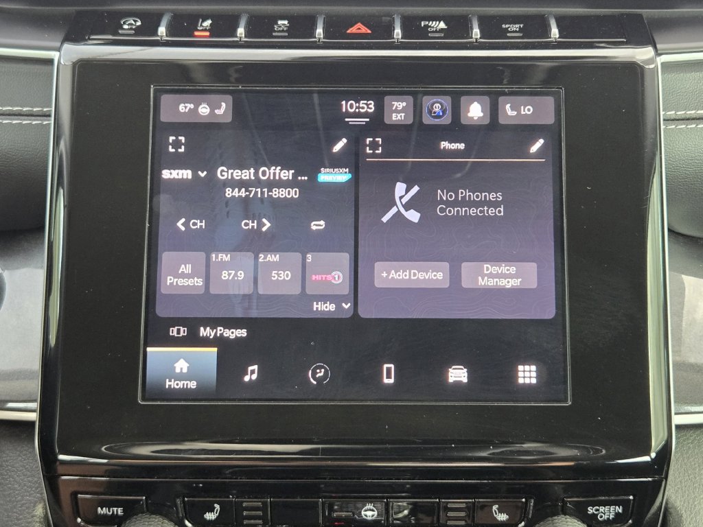 Used 2023 Jeep Grand Cherokee Laredo w/ Luxury Tech Group I AWD/4WD image 19