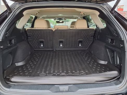 Used 2021 Subaru Outback Limited XT w/ Popular Package #2 AWD/4WD image 9