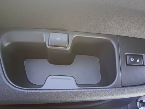 New 2026 Nissan Armada SL w/ Captain's Chari Seat Package image 36