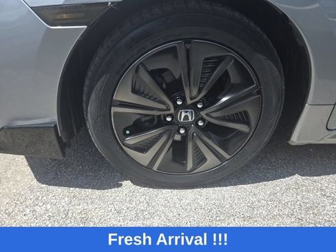 Used 2019 Honda Civic EX image 16