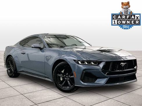 Used 2024 Ford Mustang GT RWD image 2