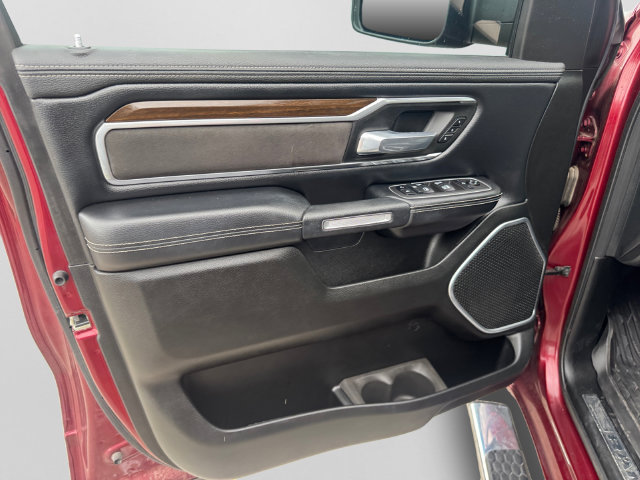 Used 2022 RAM 1500 Laramie AWD/4WD image 10