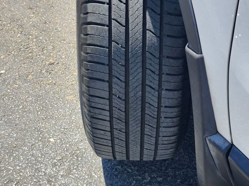 Used 2010 Honda CR-V EX image 10